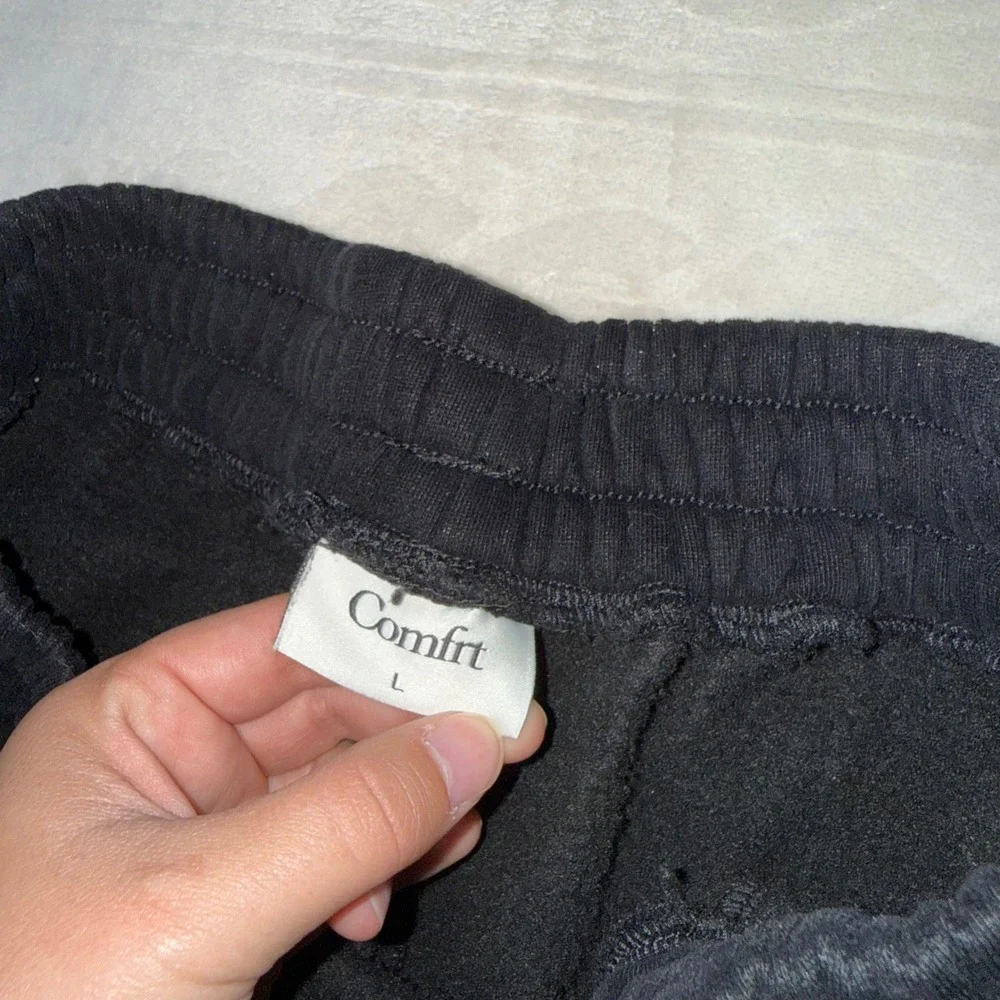 Comfrt Signature Straight Leg Sweatpants